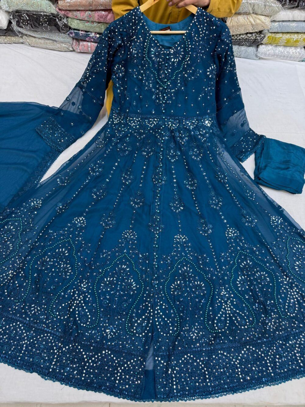 party wear long dress - Image 5